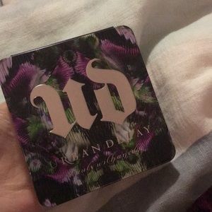 Urban decay eye shadow quad